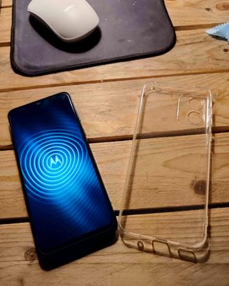 Motorola E13 poco usato