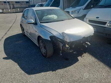 Volkswagen Golf 1.4 TSI 125 CV 5p. Highline BlueMo