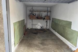 AUTORIMESSA A ROMANO DI LOMBARDIA