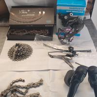 GRUPPO SHIMANO 105.