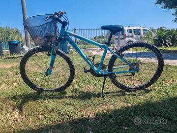 Bicicletta Rockrider ST500 24" + cestino e cavalle