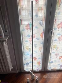 Bastone e tende cameretta