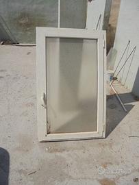 Finestra vetrocamera come da foto78x130 cm
