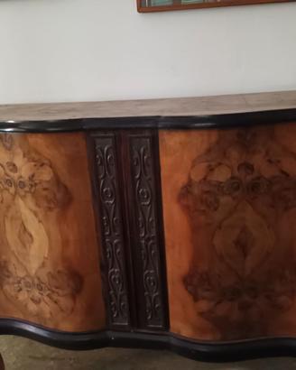 Mobile bar con radio e giradischi
