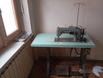 macchina da cucire singer  anni 60/70 industriale