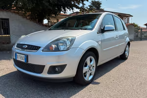Ford Fiesta 1.4 TDCi Titanium 5 porte – 98.000 km
