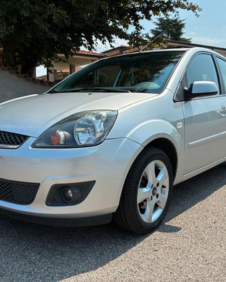Ford Fiesta 1.4 TDCi Titanium 5 porte – 98.000 km