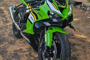 Kawasaki Zx-6R