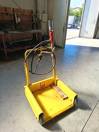 Atrezzatura per officina