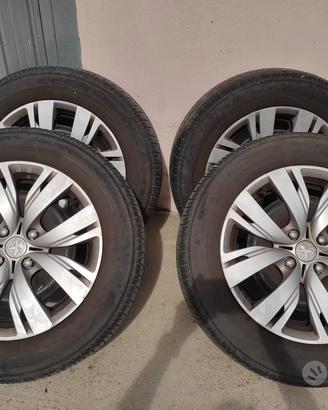 4 ruote 185/65R15 Bridgestone Peugeot