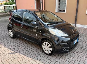 Peugeot 107 1.0 Benzina-GPL Adatta a Neopatentati