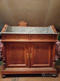 Toeletta con  specchiera anni trenta