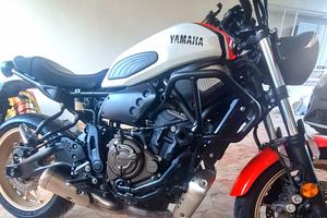 Yamaha xsr 700 