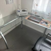 Scrivania angolare vetro