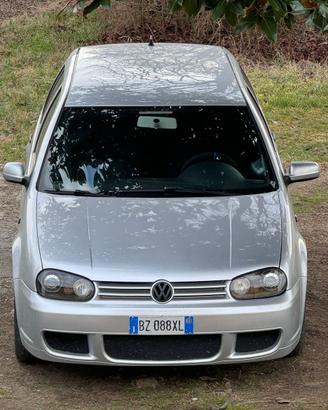 Volkswagen Golf 4   1.9 TDI
