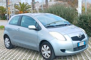 Toyota Yaris 1.0 . OK NEOPATENTATI - PERMUTE -GARA