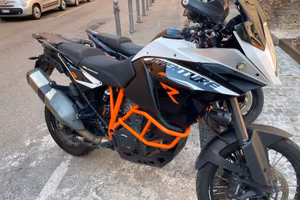 KTM 1190 Adventure R cruise control