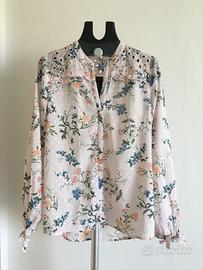 Blusa C&A fiori rosa in cotone con pizzo sangallo