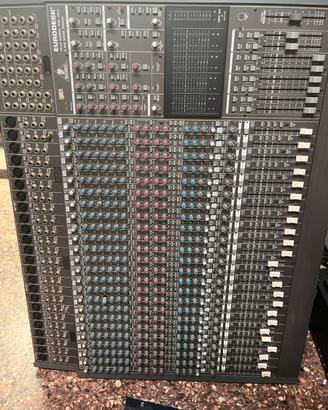 Mixer Behringer eurodesk
