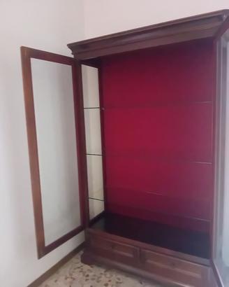 Vetrina anni ’80 in legno massello