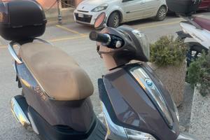 Motorino, 50 color caffè latte