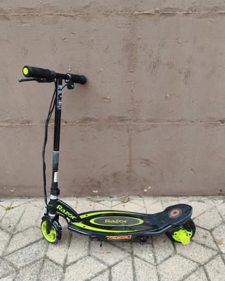 Monopattino elettrico per bambini Razor