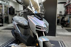 Sym MMBCU 160 prezzo listino 4100 promo km zero 28