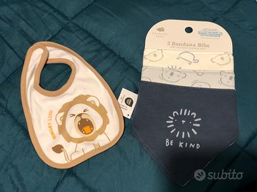 Bavaglini nuovi n. 4 pezzi