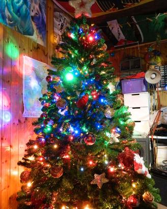 Albero di natale 2 mt con decorazioni, luci, laser