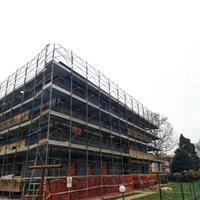 Noleggio e montaggio di ponteggio perimetrale