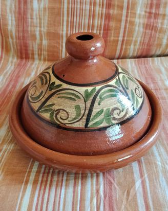 Tajine in terracotta 