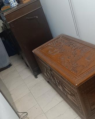 baule orientale intagliato misure in descrizione 