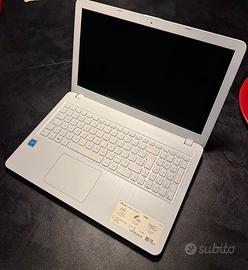 Notebook Asus F540S