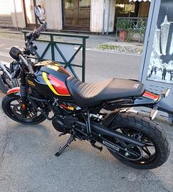 Royal Enfield Guerrilla 450 - 2025