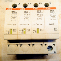 Scaricatore di sovratensione 4 poli ABB