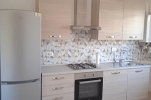 Fiumicino centro trilocale con giardino