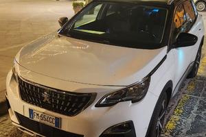 Peugeot 3008  blueHdi   120cv