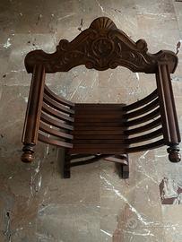 Sedia Savonarola in legno di qualità