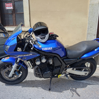 Yamaha Fazer 600