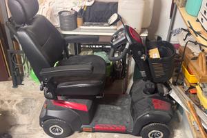 Scooter elettrico con comodo sedile Imbottito