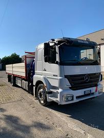 Mercedes-Benz Eurocargo 180 con GRU 1500+1 sfilo