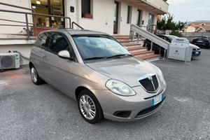 Lancia Ypsilon 1.2 69 CV Argento GPL