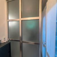 Porta in vetro scorrevole