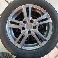 4 cerchi in lega Mak da 16 con gomme termiche