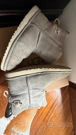 UGG stivali grigi taglia 35