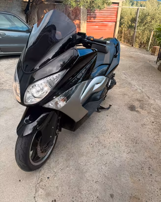 Yamaha Tmax 500