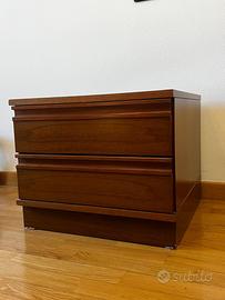 2 comodini in legno