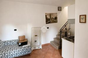 CASA DI CORTE A CASCINA