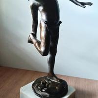 Statua di Bronzo di Giovane