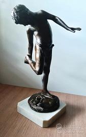 Statua di Bronzo di Giovane